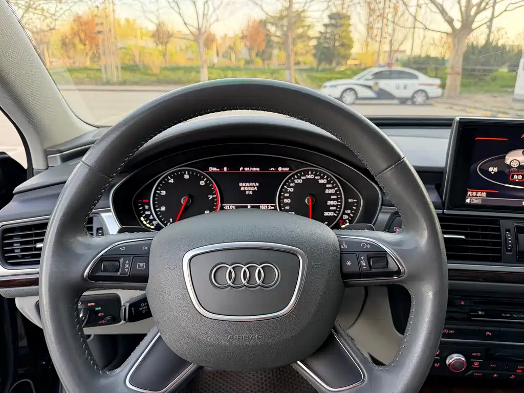 Audi A6L 2014 — фото 10