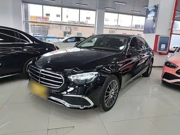 Mercedes-Benz E-Class 2023