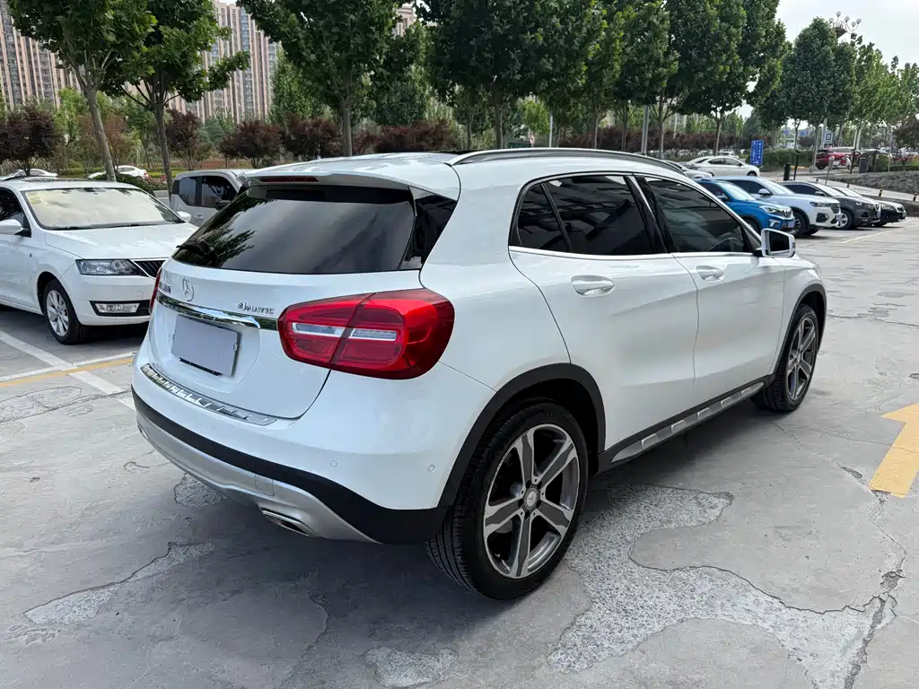 Mercedes-Benz GLA 2015 — фото 6
