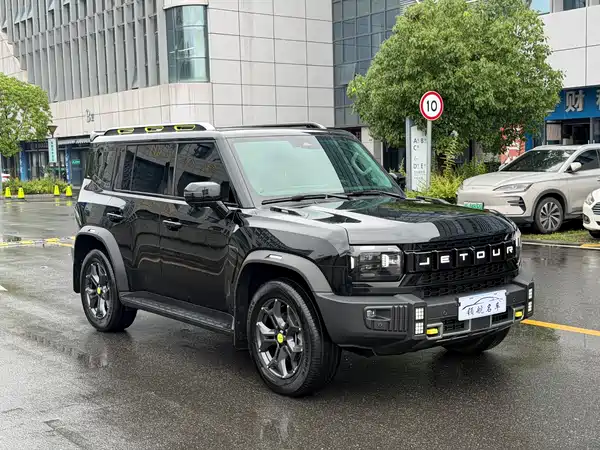 Jetour Traveller 2023