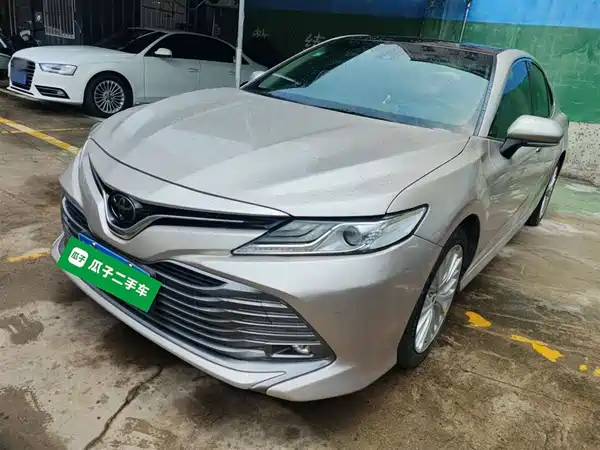 Toyota Camry 2019