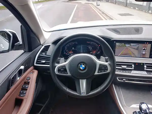 BMW X5 2022