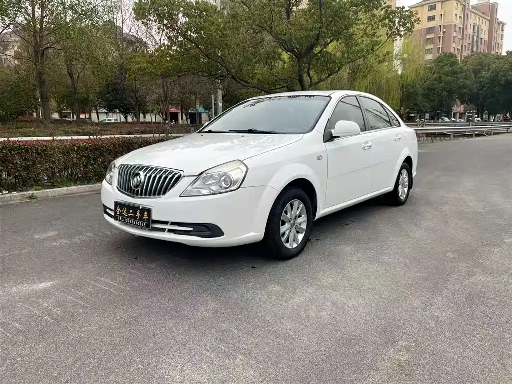 Buick Excelle 2015 — фото 2
