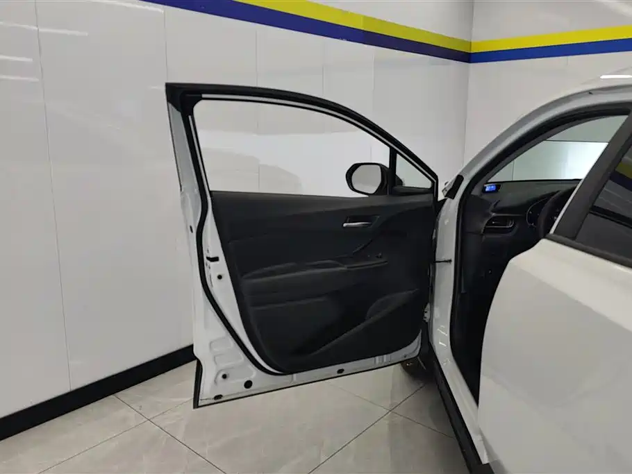 Toyota IZOA 2023