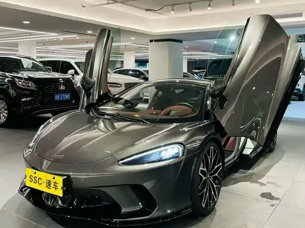 McLaren GT 2022