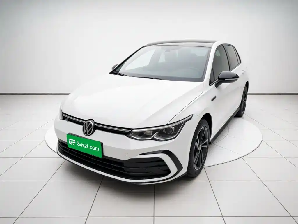 Volkswagen Golf 2023
