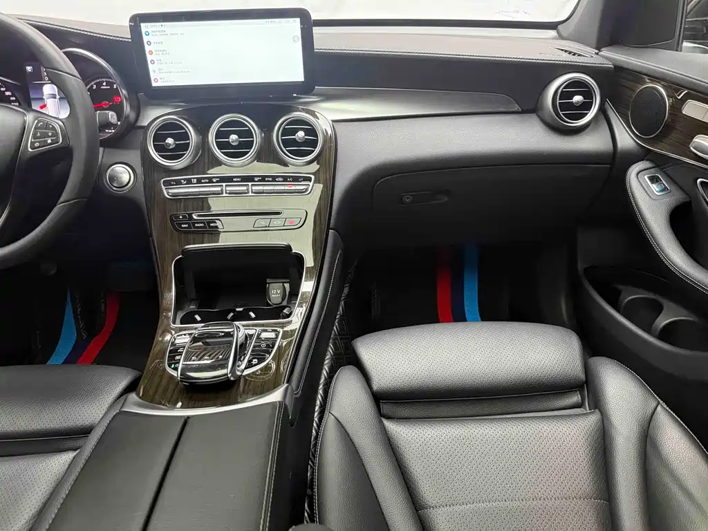Mercedes-Benz GLC 2019