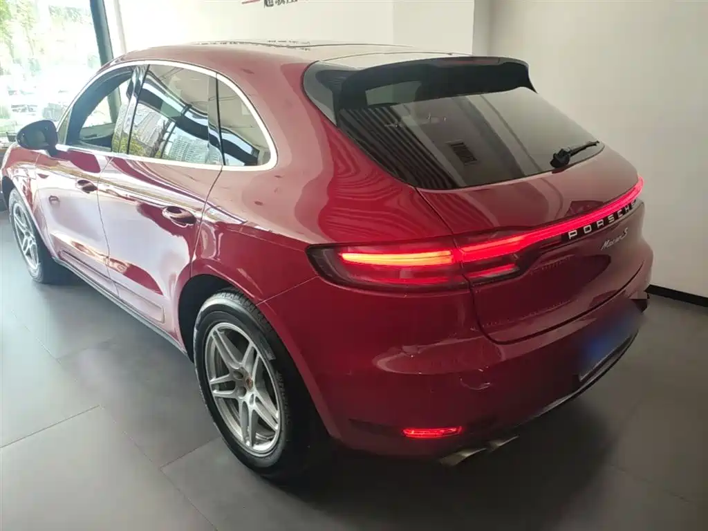 Porsche Macan 2020 — фото 5