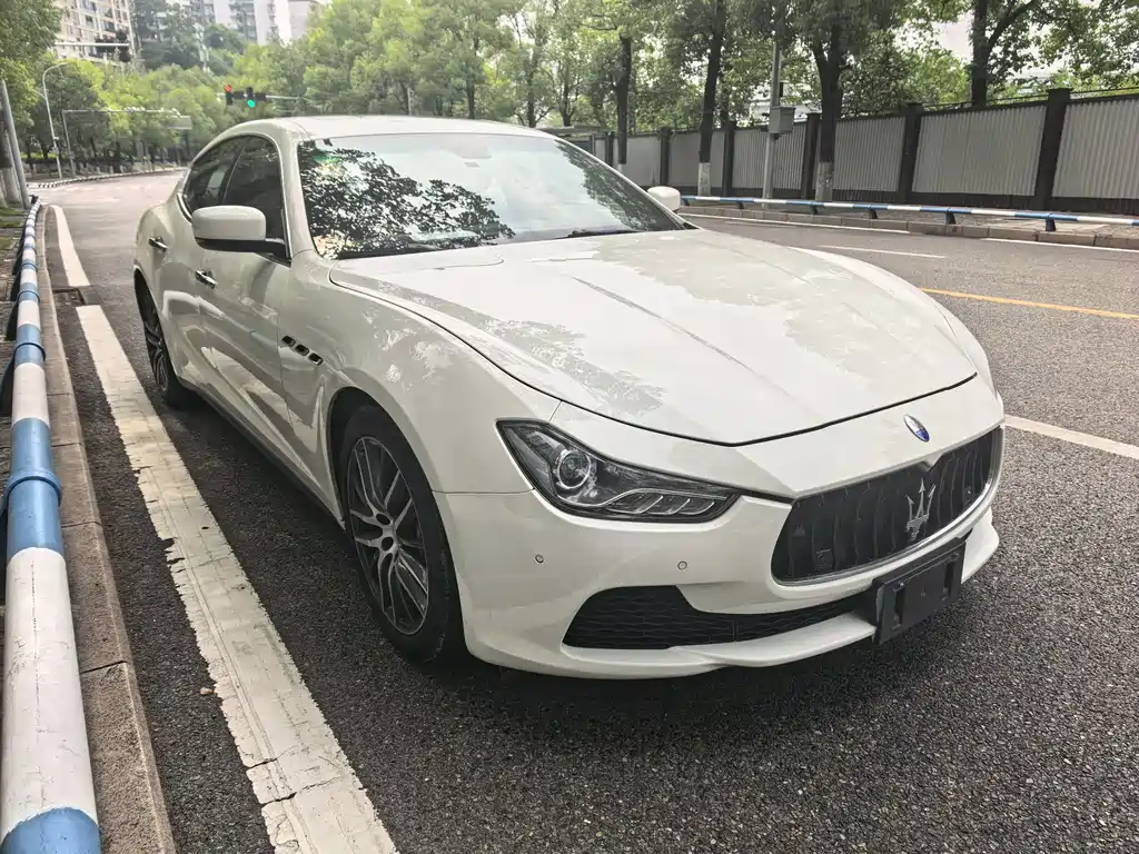 Maserati Ghibli 2016 — фото 3