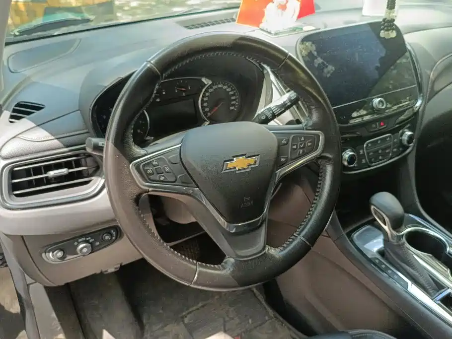 Chevrolet Equinox 2022 — фото 15