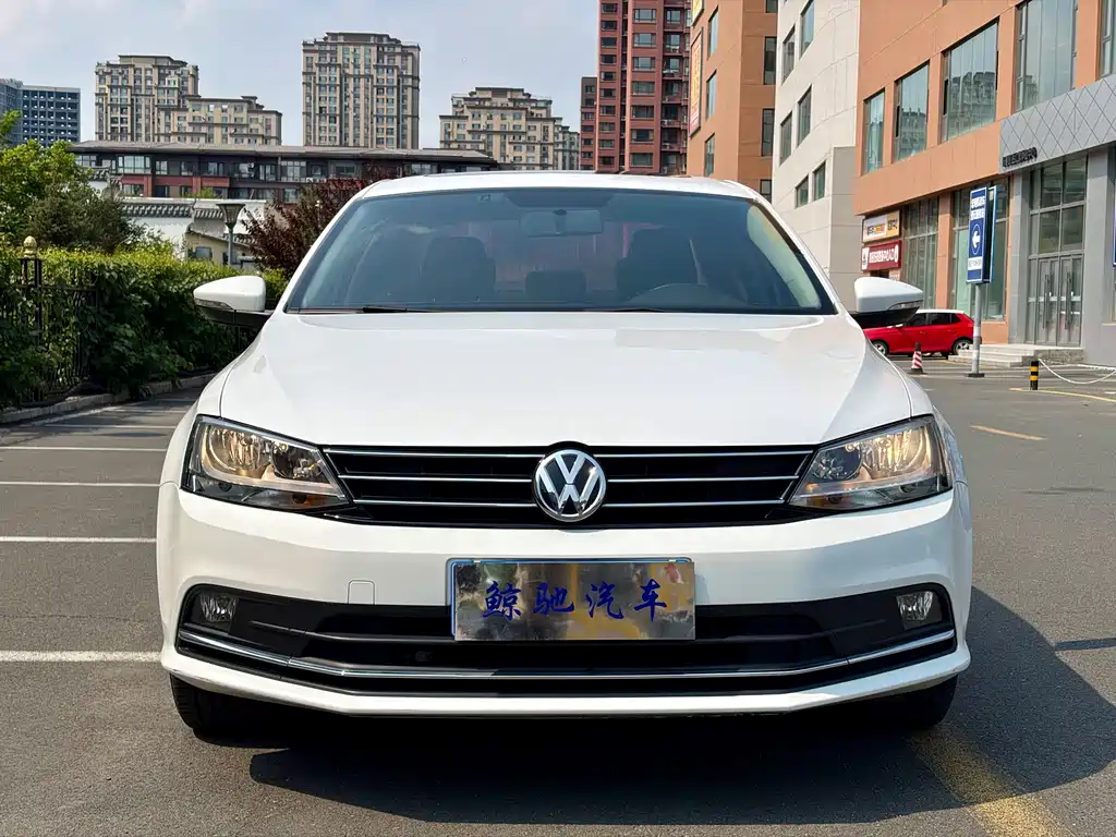 Volkswagen Sagitar 2017