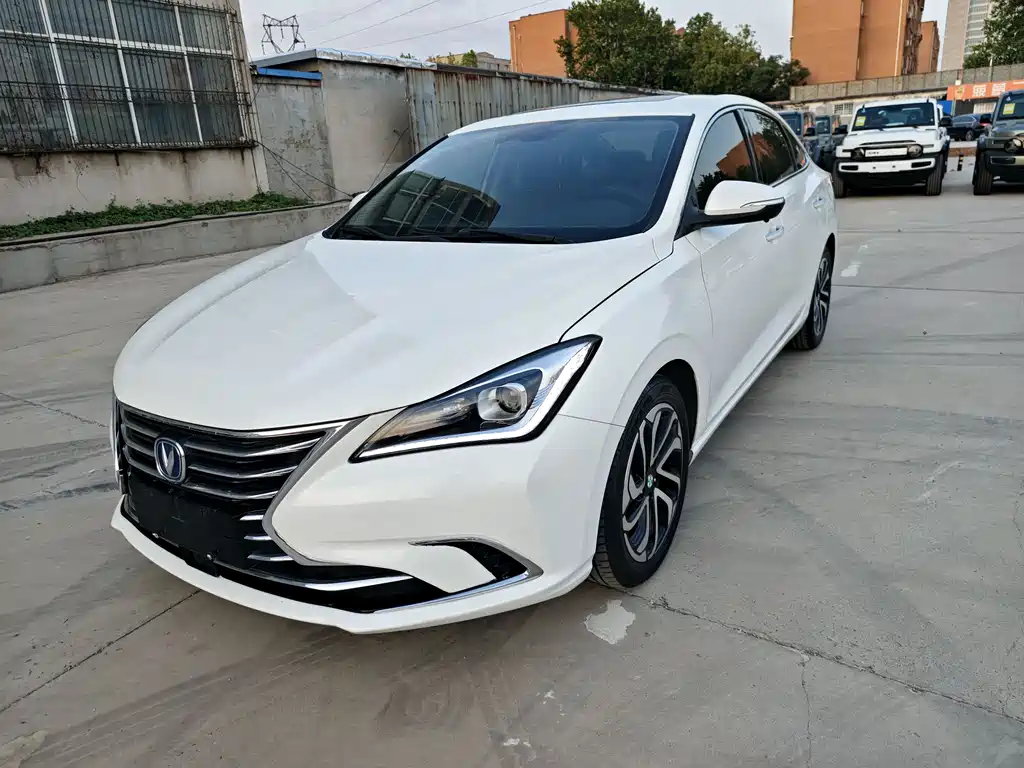 Changan Eado 2018 — фото 7