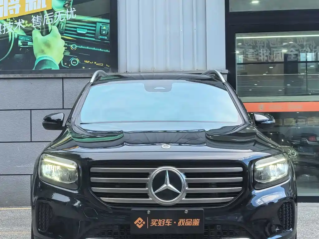 Mercedes-Benz GLB 2025