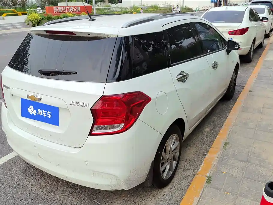 Chevrolet Lova RV 2016