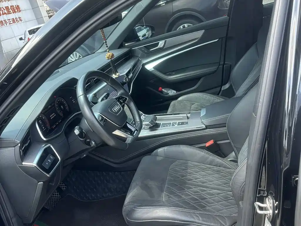 Audi A6L 2021