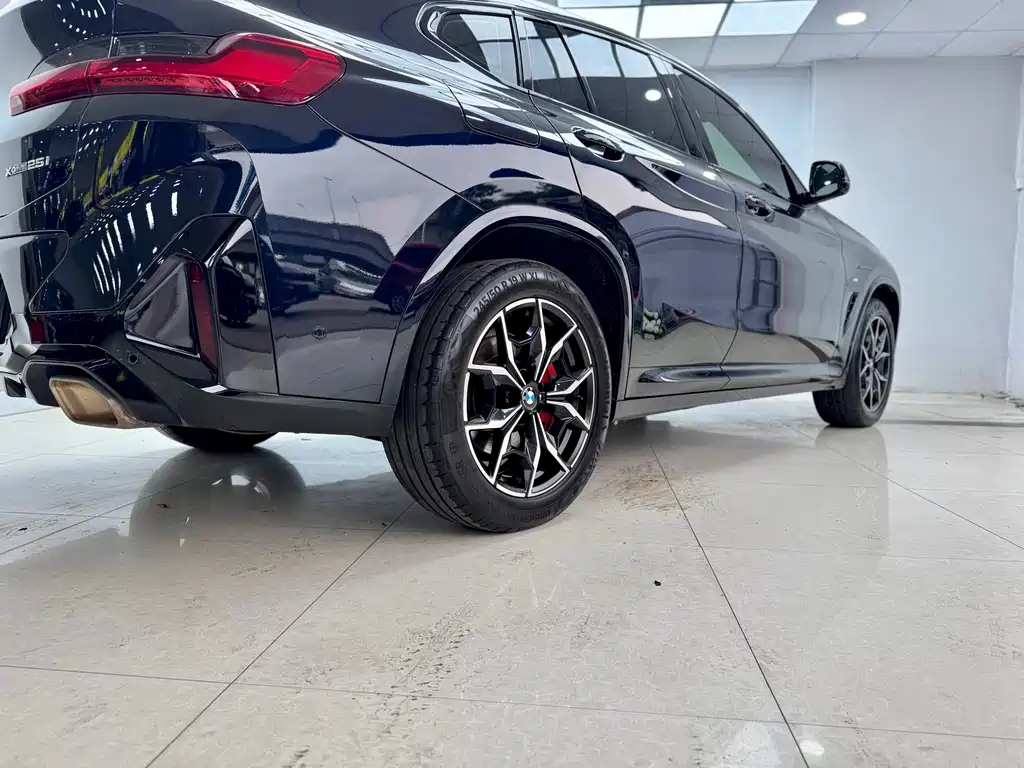 BMW X4 2022 — фото 23