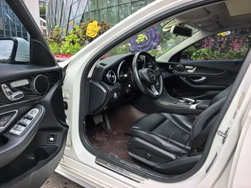 Mercedes-Benz C-Class 2016