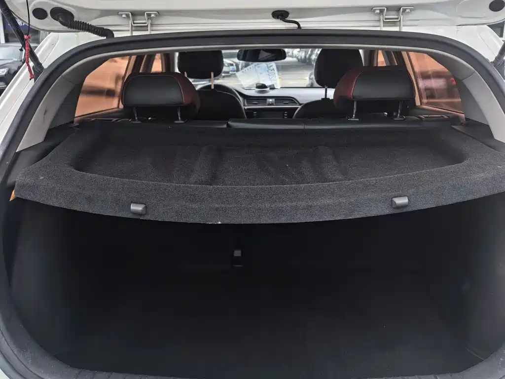 Kia KX Cross 2018 — фото 11