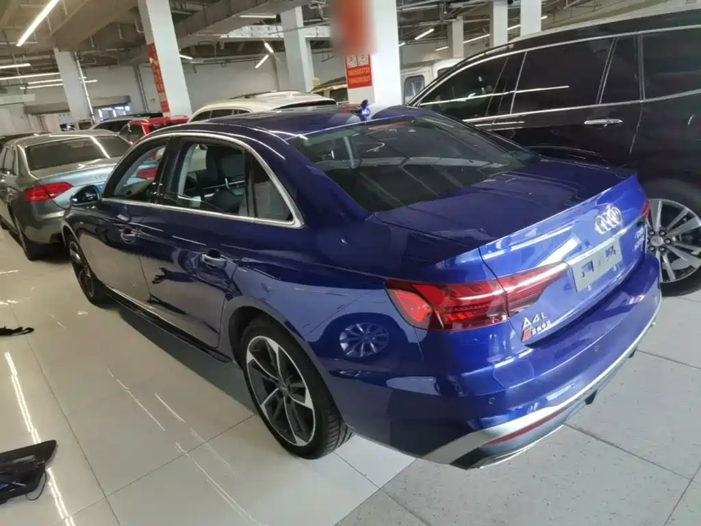 Audi A4L 2021