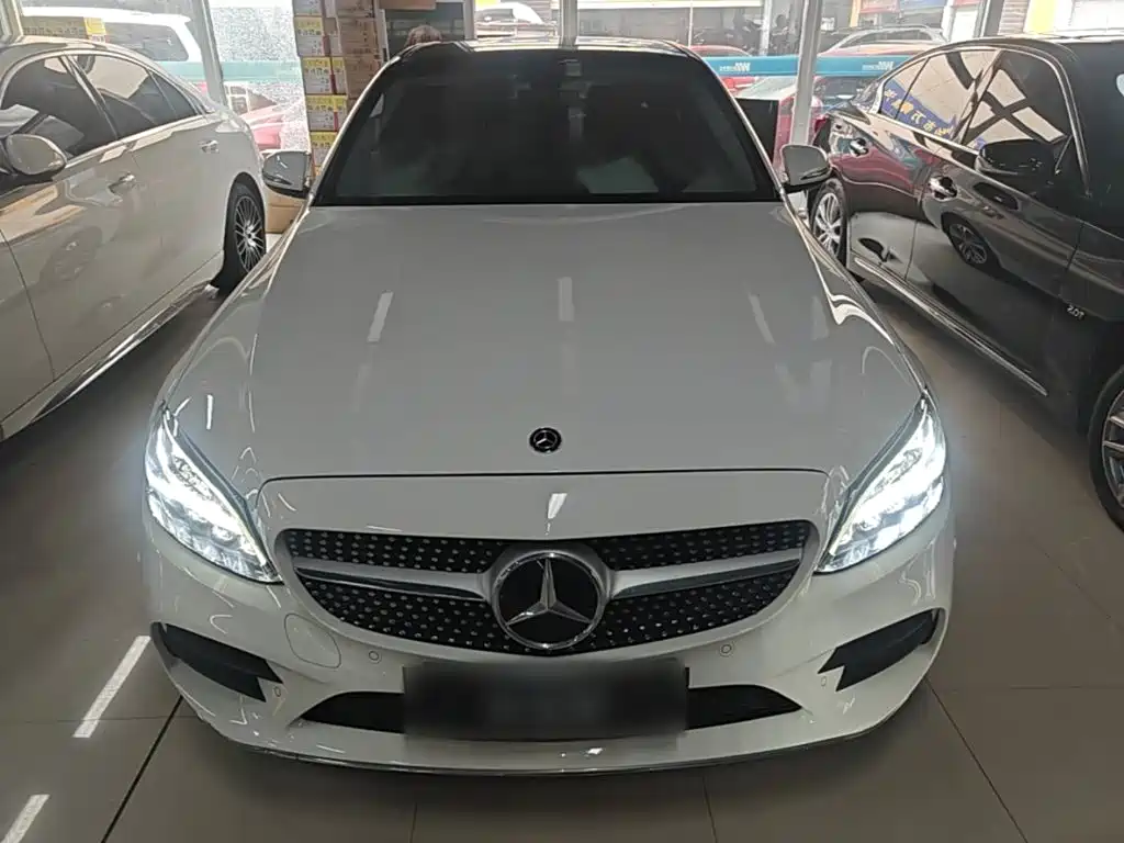 Mercedes-Benz C-Class 2021