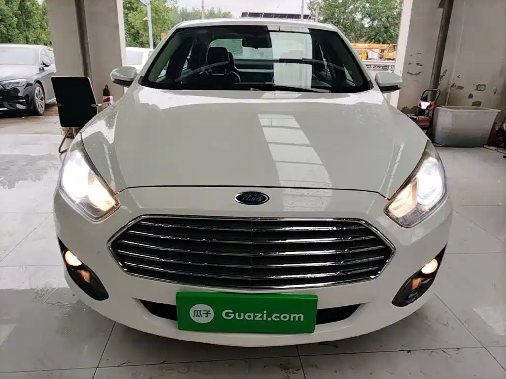 Ford Escort 2017