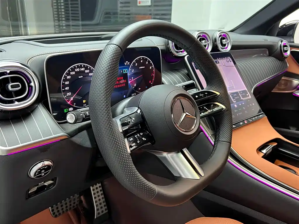 Mercedes-Benz GLC 2024