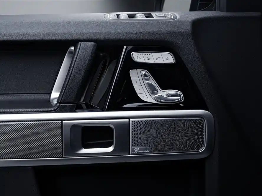Mercedes-Benz G-Class 2018 — фото 20