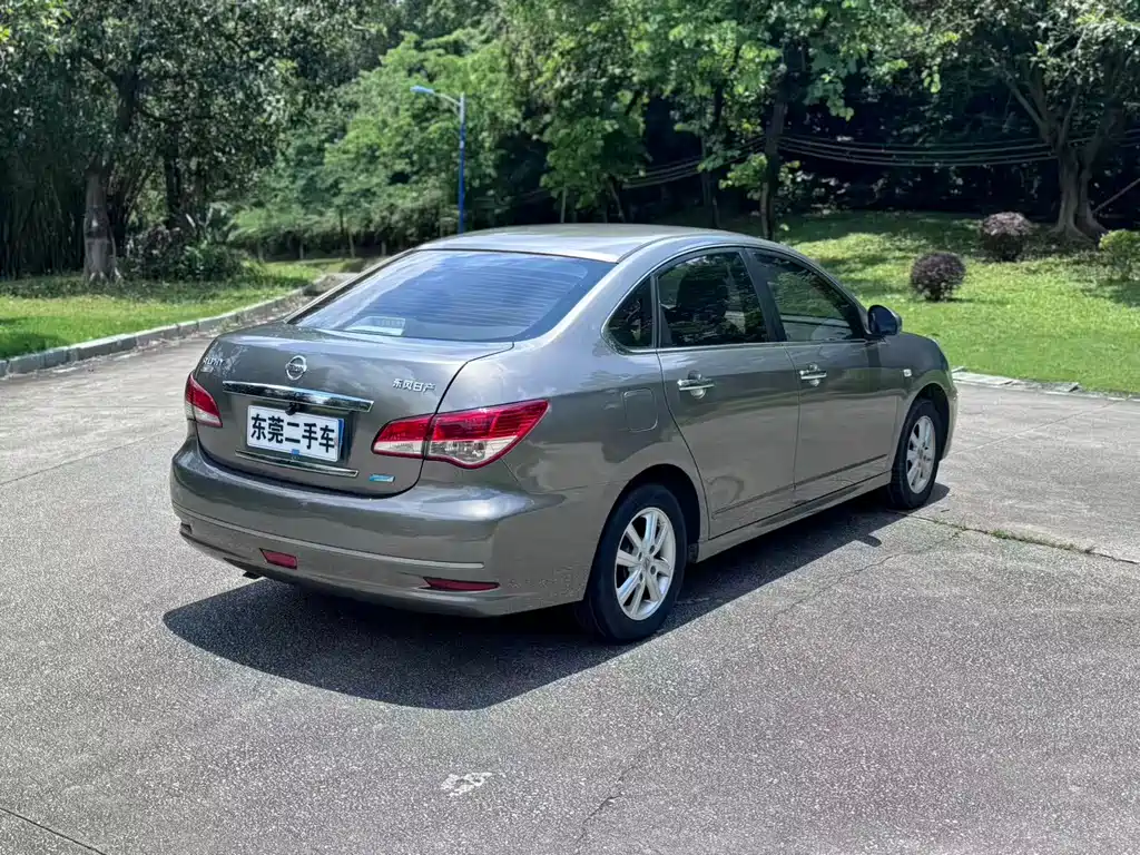 Nissan Sylphy 2013 — фото 10