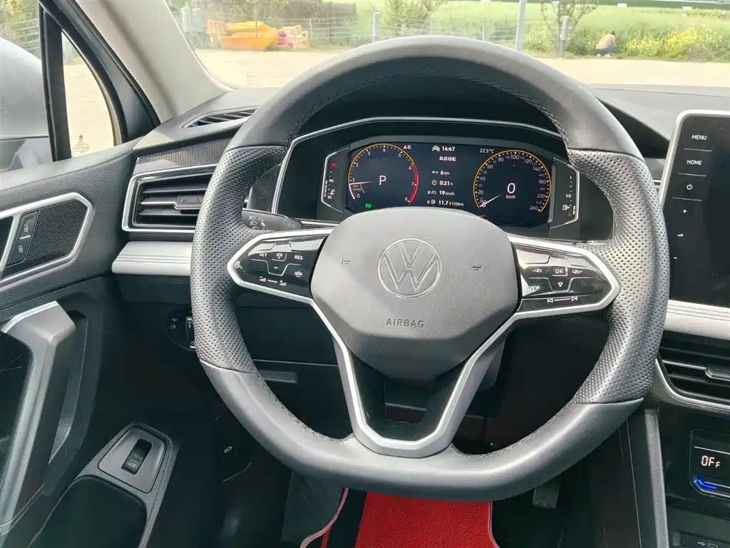 Volkswagen Tiguan L 2021 — фото 16