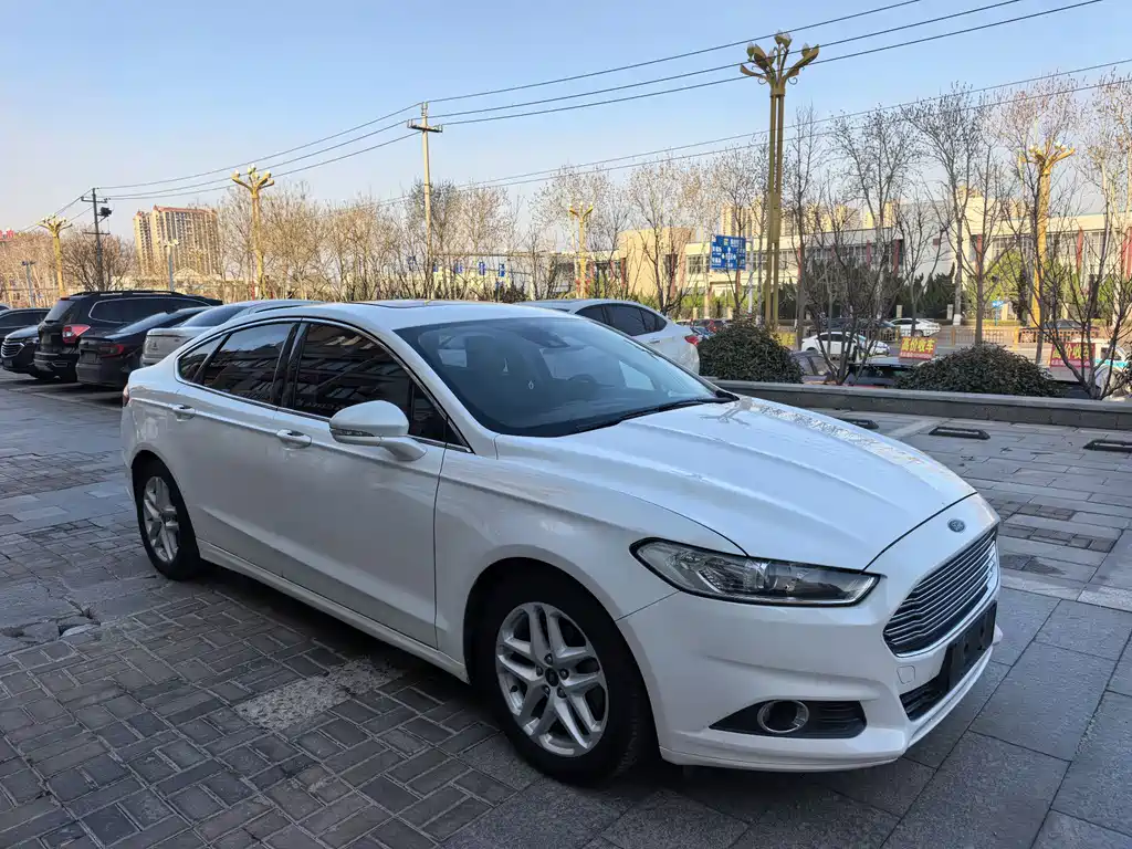 Ford Mondeo 2016 — фото 3