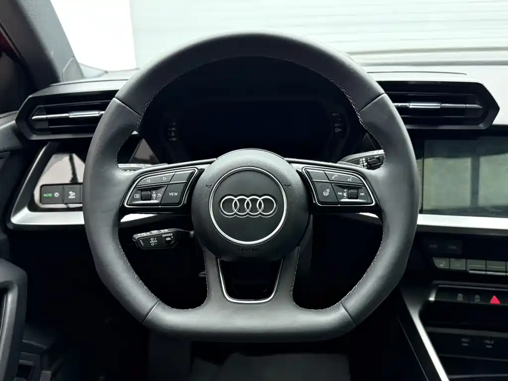 Audi A3 2022 — фото 11