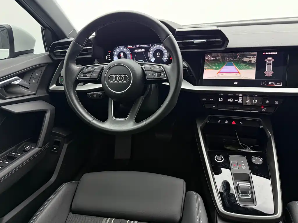 Audi A3 2022 — фото 10