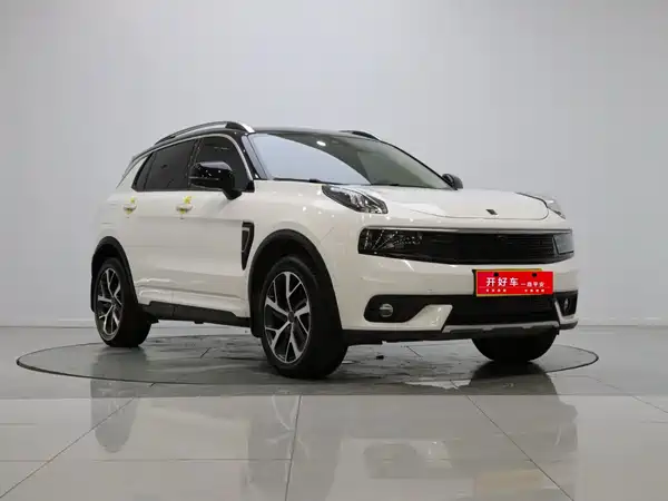 Lynk & Co 01 EM-P 2019