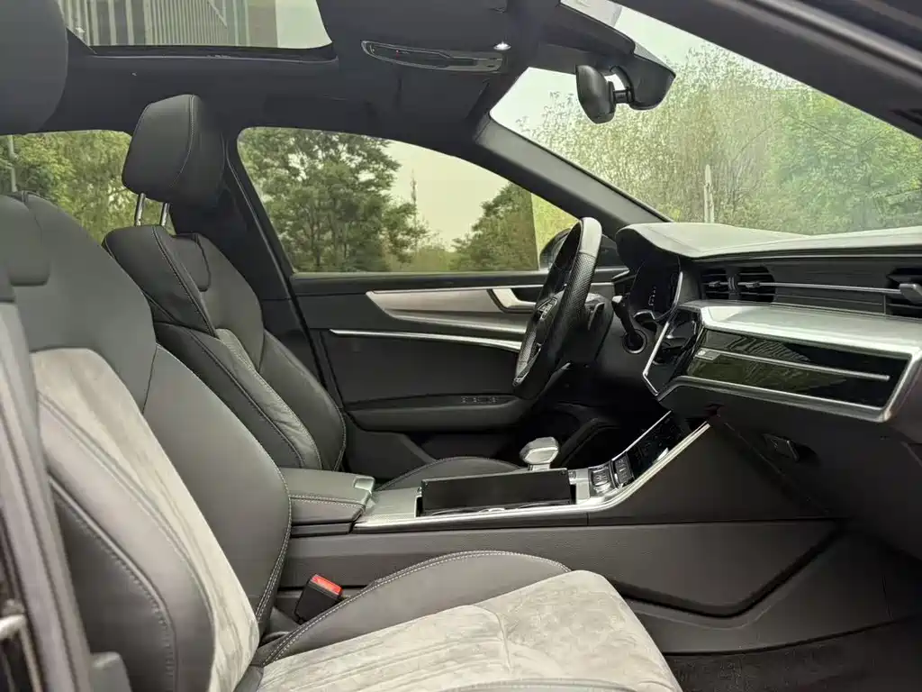 Audi A6L 2021 — фото 12