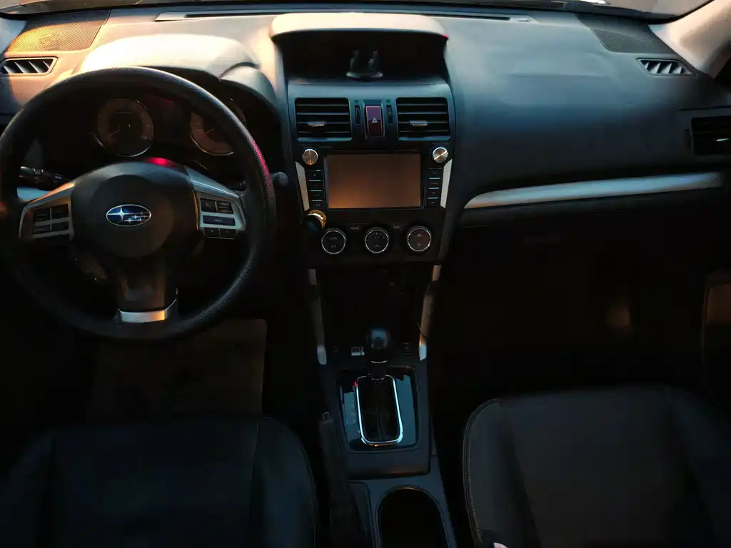 Subaru Forester 2014 — фото 9