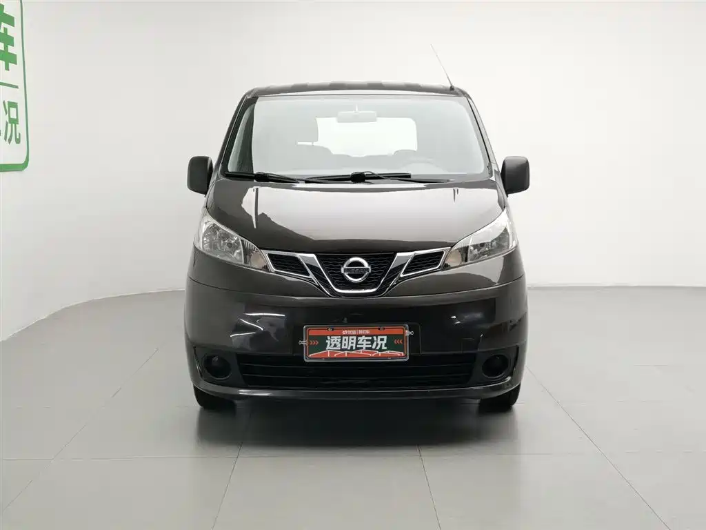 Nissan NV200 2014