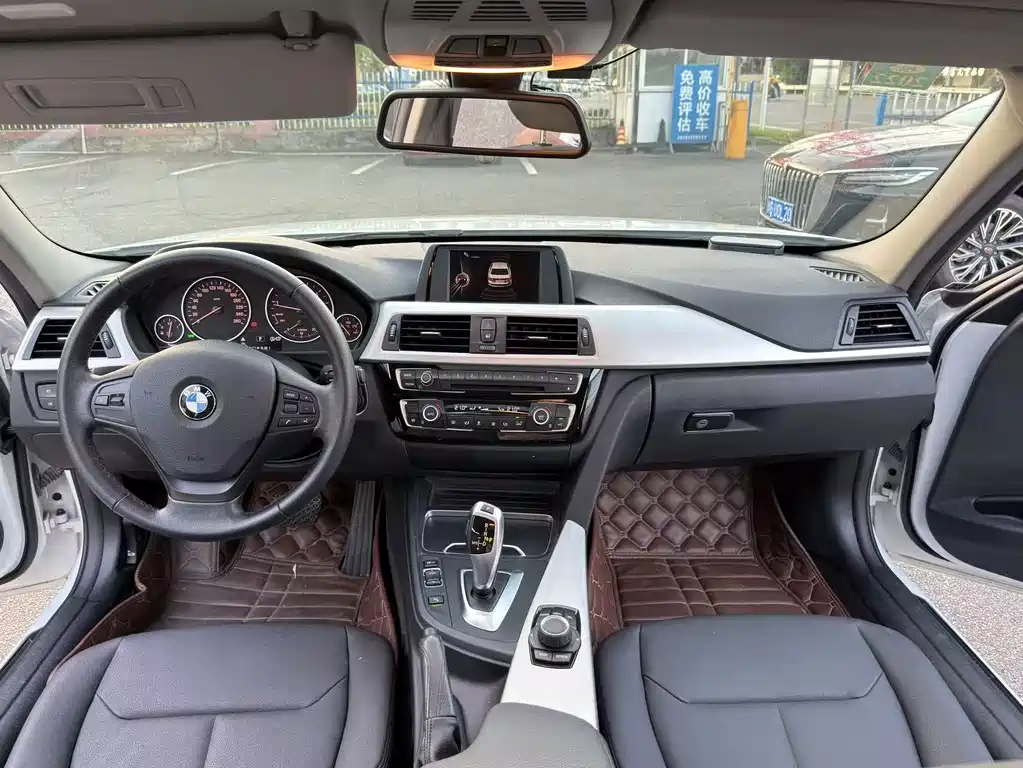 BMW 3 Series 2016 — фото 8