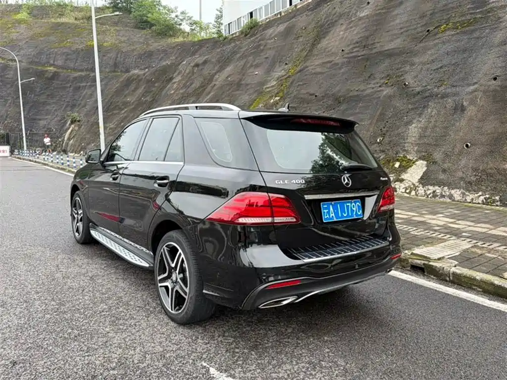 Mercedes-Benz GLE 2017