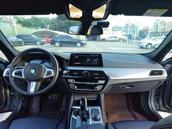 BMW 5 Series 2020