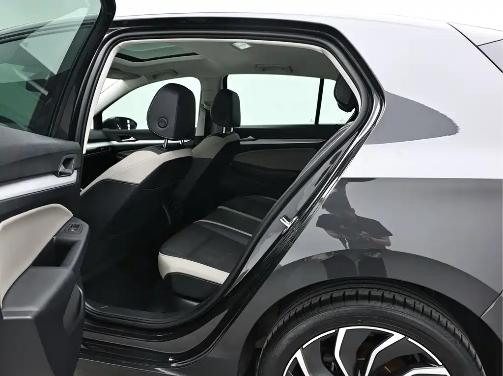 Volkswagen Golf 2022