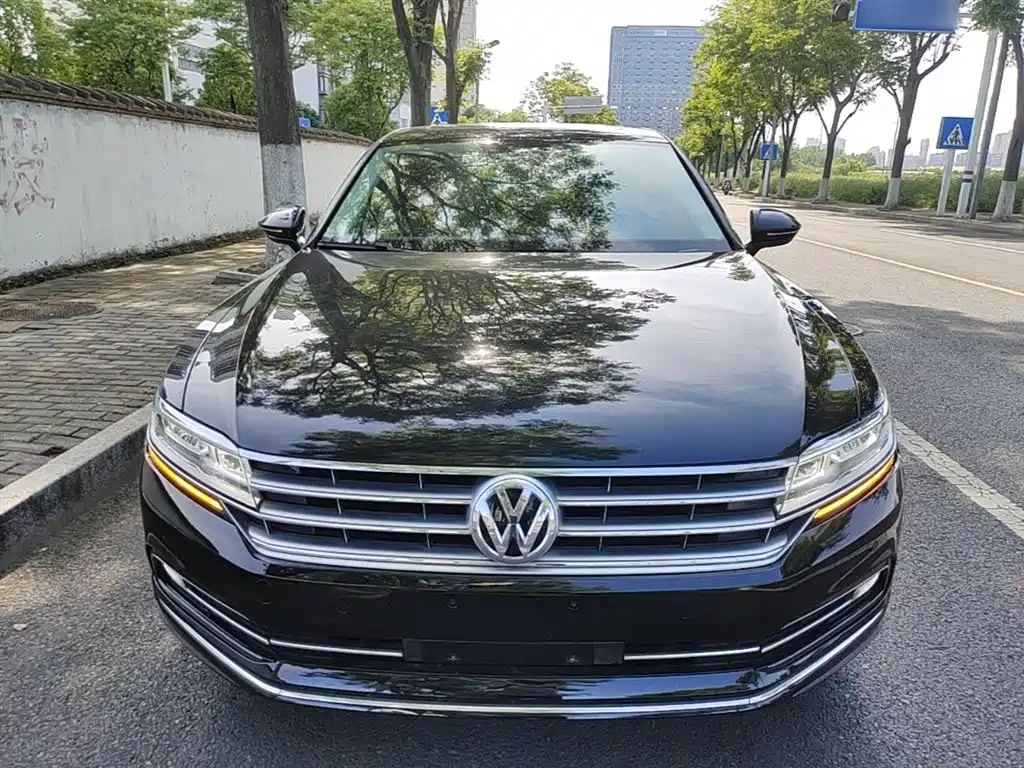 Volkswagen Phideon 2018 — фото 3