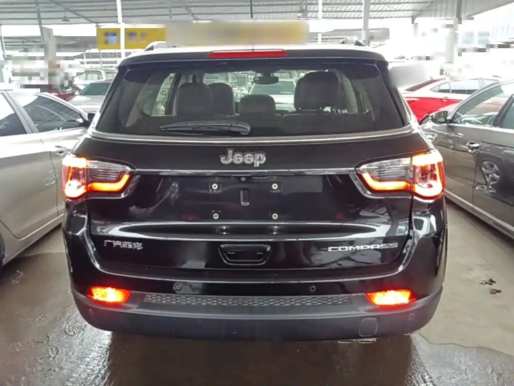 Jeep Compass 2019 — фото 6