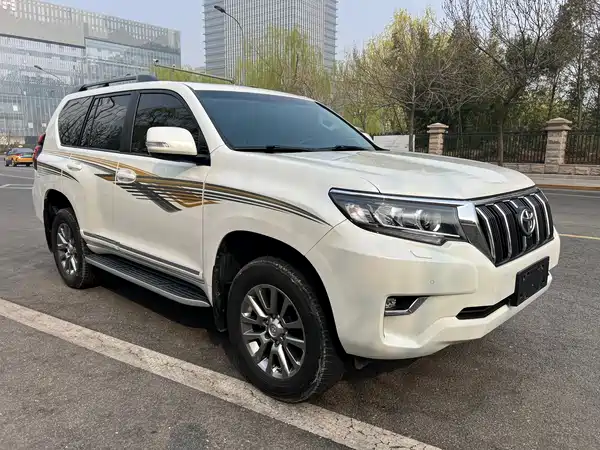 Toyota Prado 2018