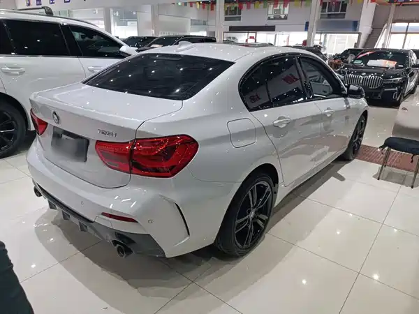 BMW 1 Series 2023