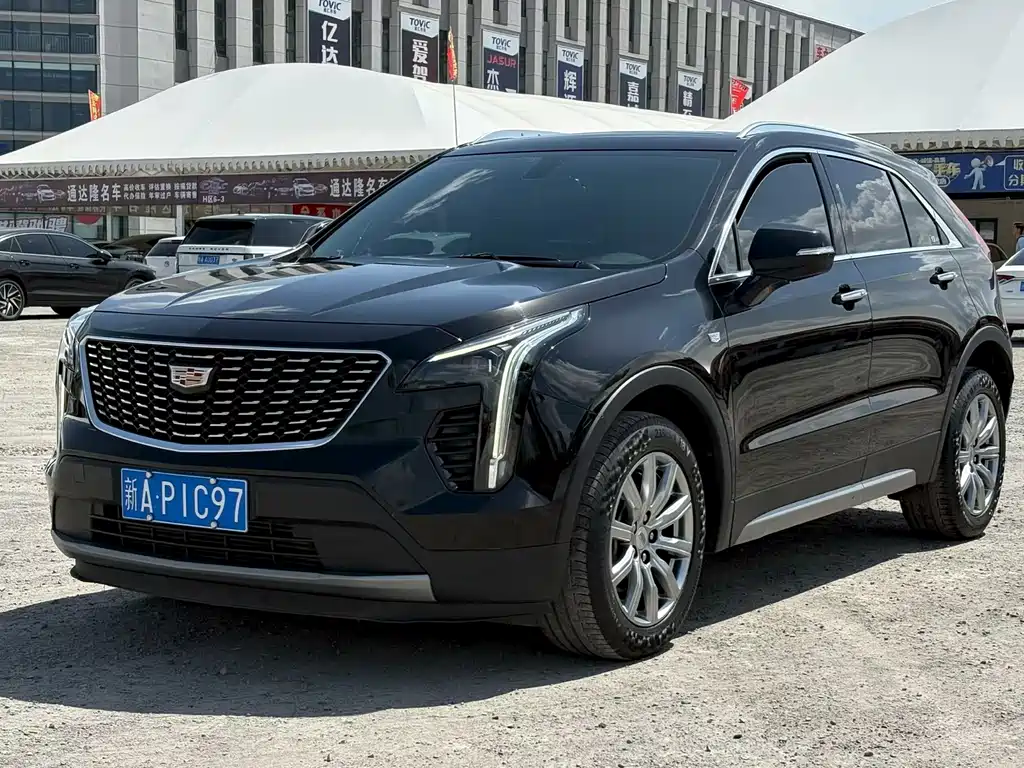 Cadillac XT4 2021 — фото 3