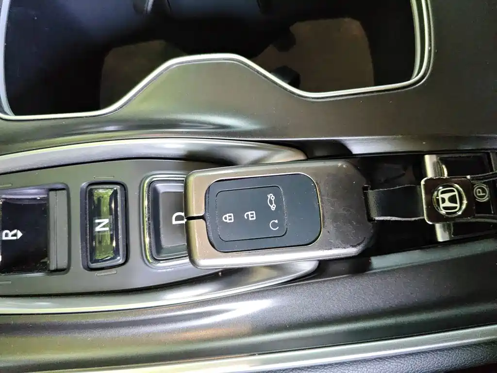 Honda Accord 2022 — фото 17