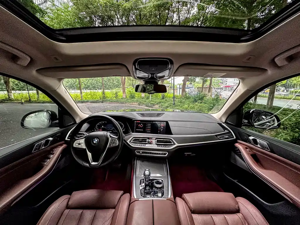 BMW X7 2022