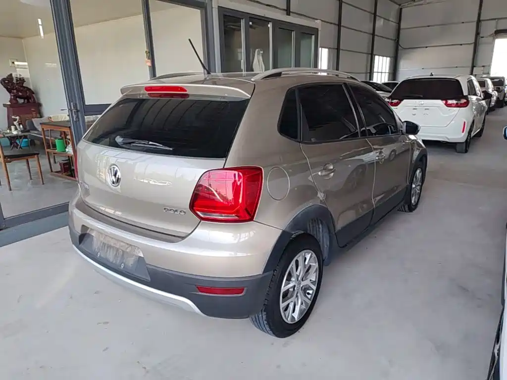 Volkswagen Polo 2016