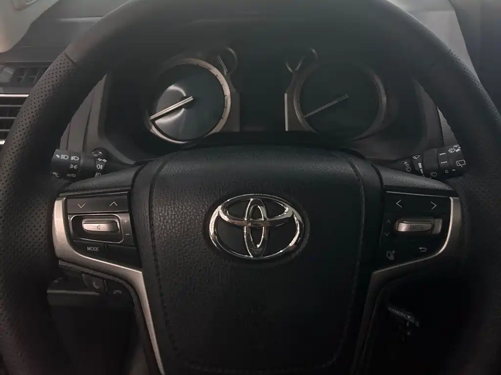 Toyota Prado 2020