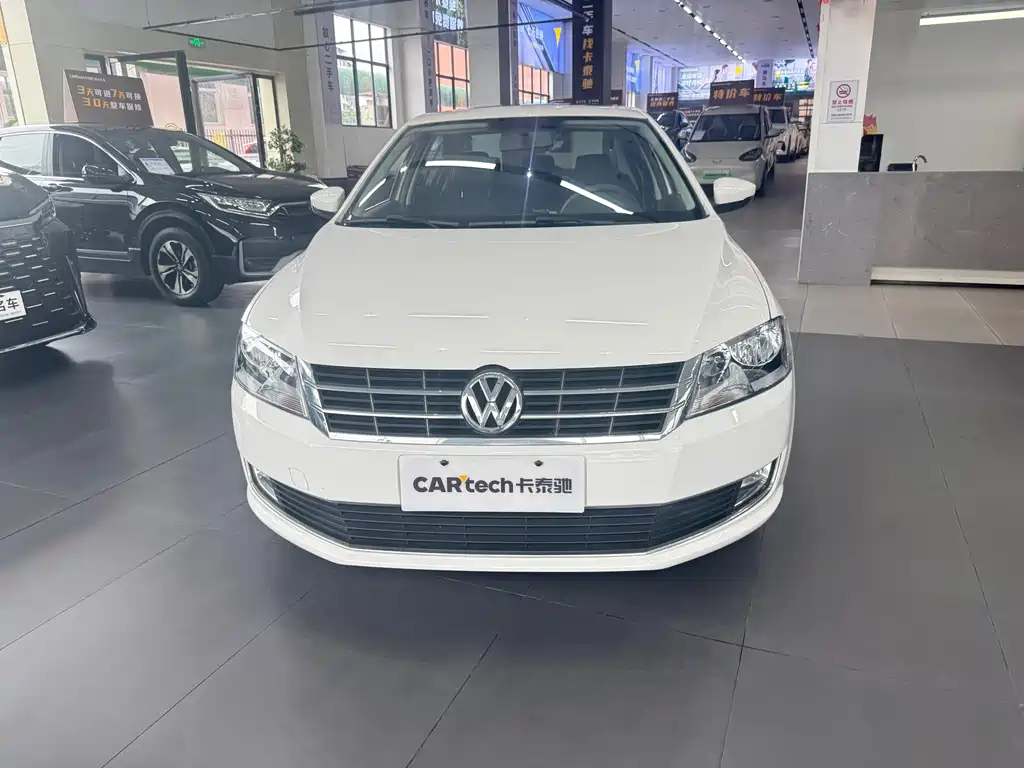 Volkswagen Lavida 2014